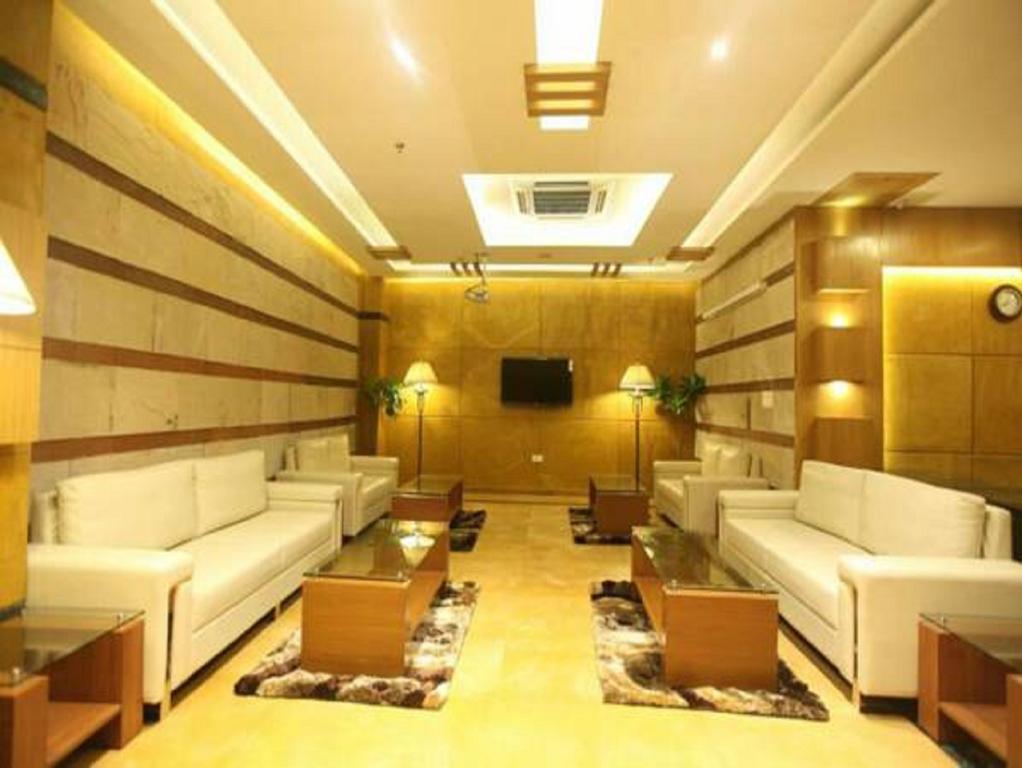 Modi Hotel & Resorts Pinjaur Luaran gambar