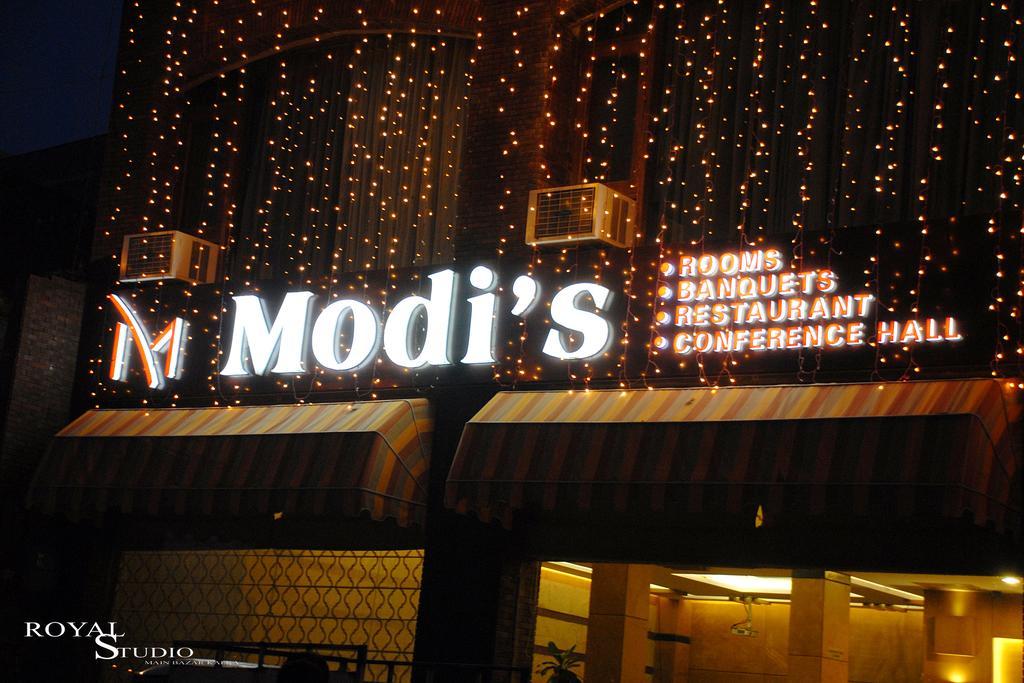 Modi Hotel & Resorts Pinjaur Luaran gambar